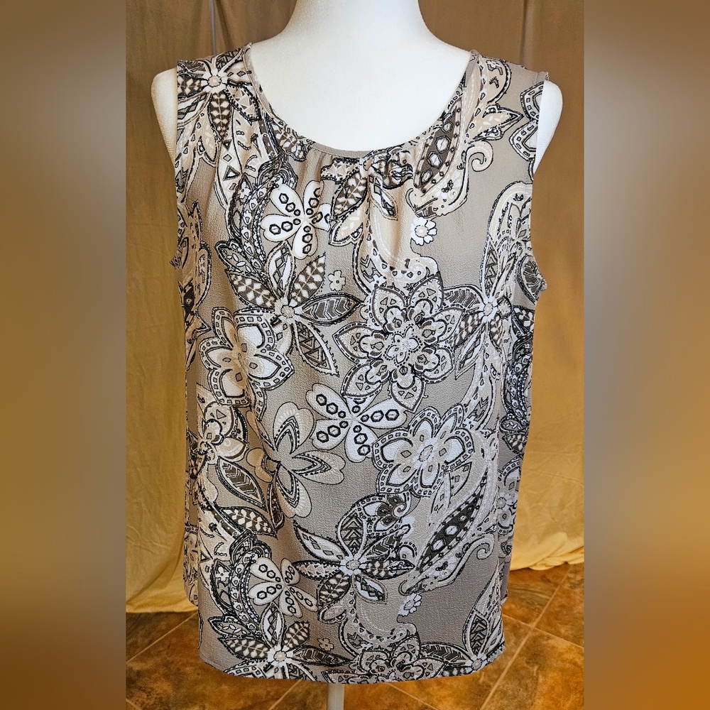 Nine West Black and Cream Floral Tunic